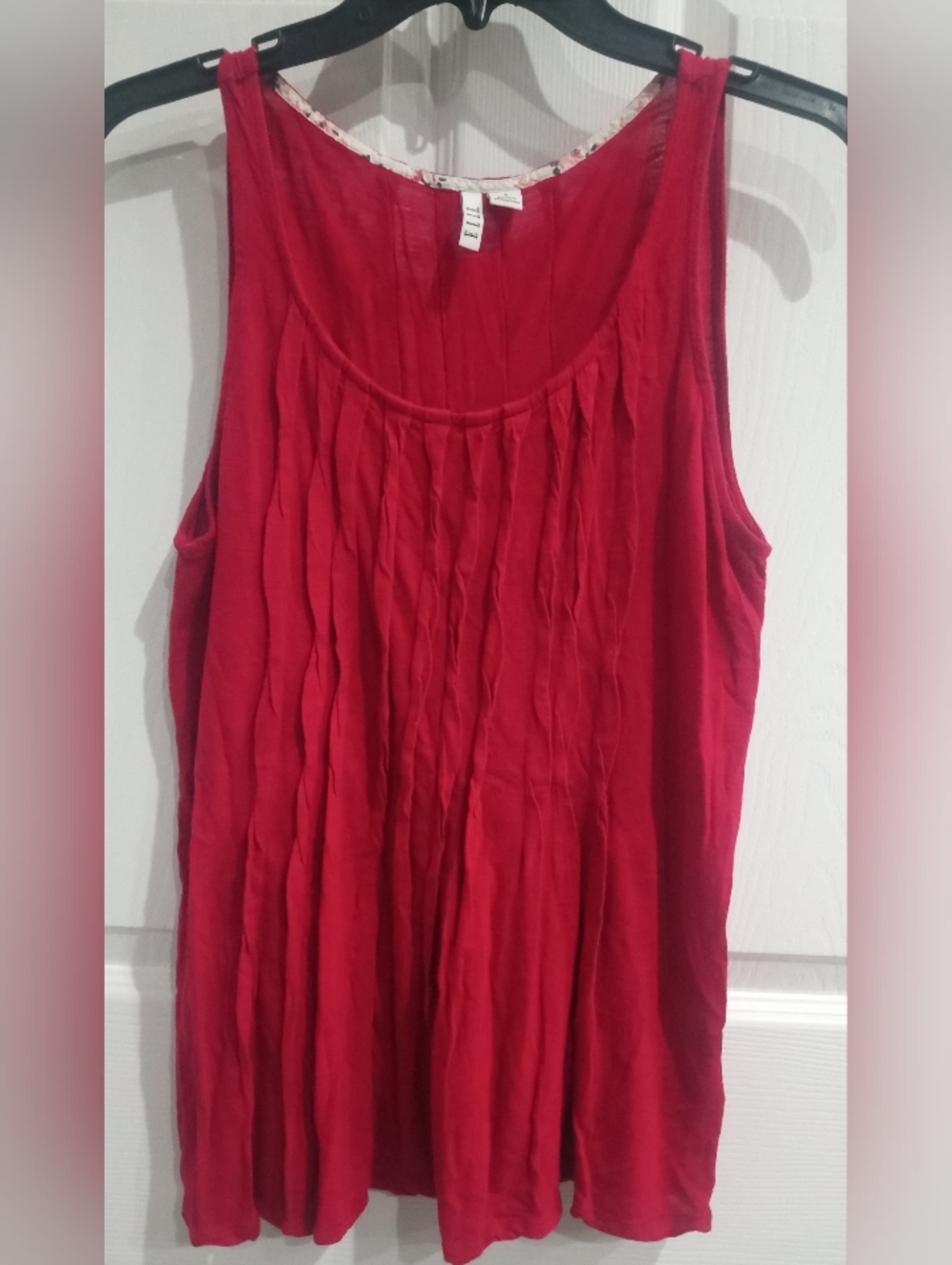 Elle Red Sleeveless Pleated Front Tank Top